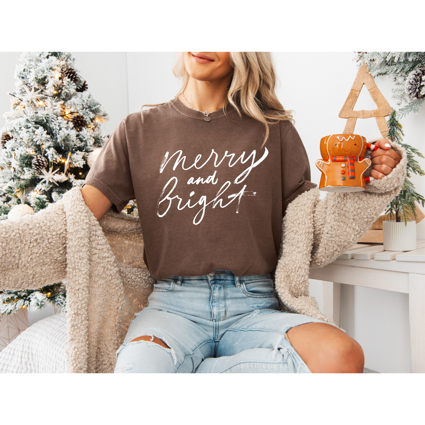 Christmas T-shirt: Merry and Bright Script Font Tee, Holiday Shirt, Festive Apparel, Xmas Top, Seasonal Clothing