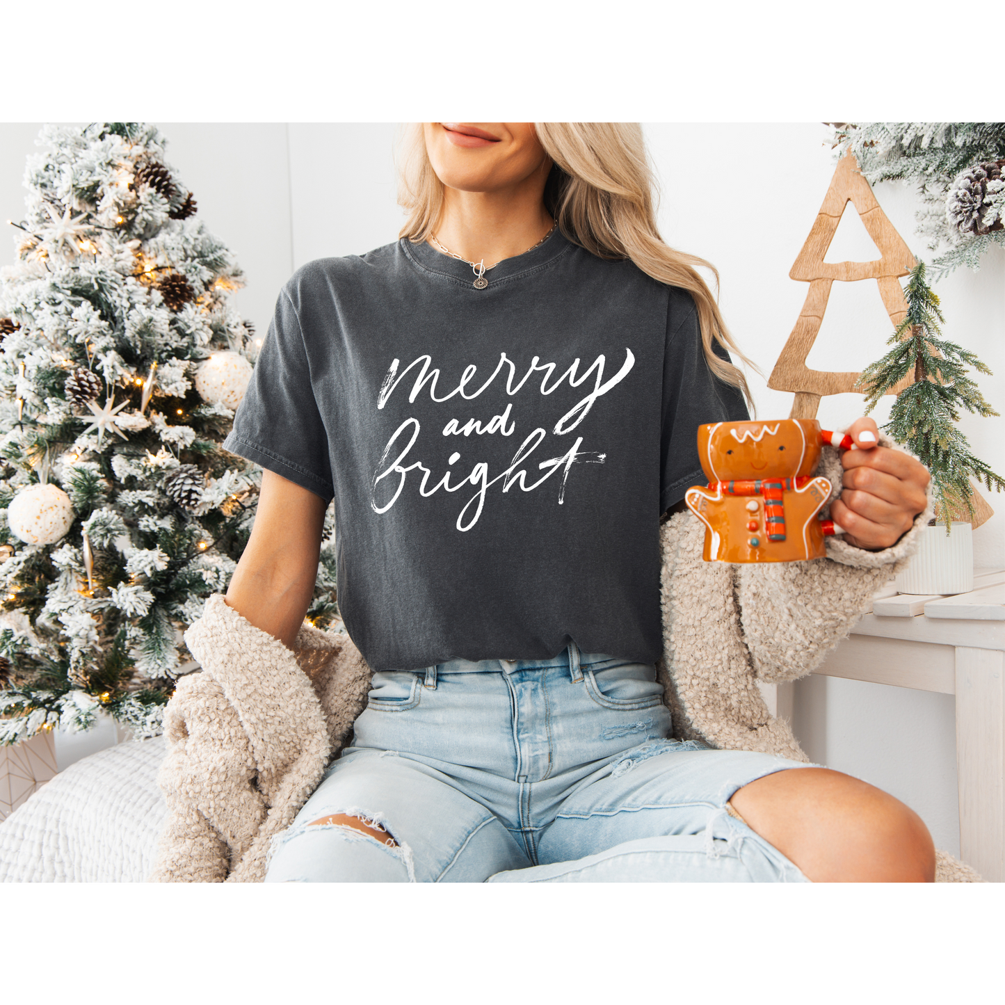 Christmas T-shirt: Merry and Bright Script Font Tee, Holiday Shirt, Festive Apparel, Xmas Top, Seasonal Clothing